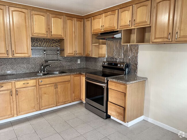 Building Photo - 1343 145th Ave Unit 1343 Rental
