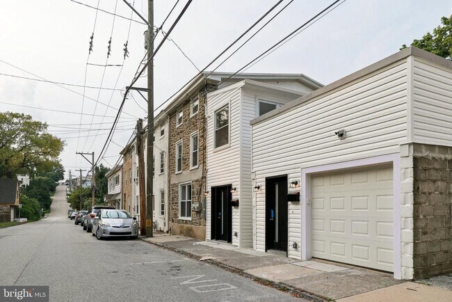 Photo - 17 Jefferson St