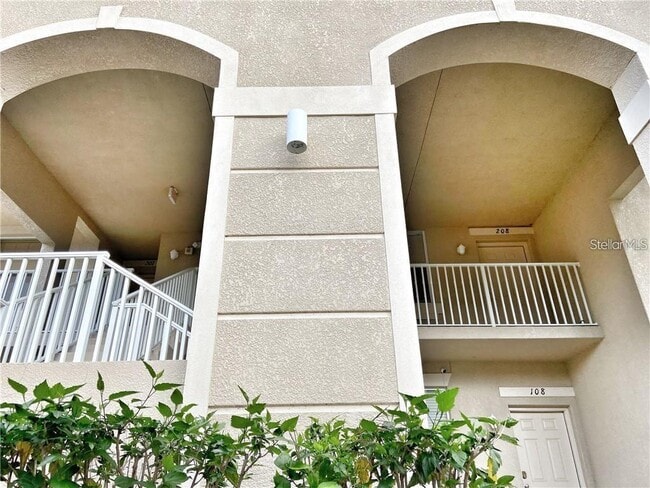 Photo - 915 Fairwaycove Ln Unit 208