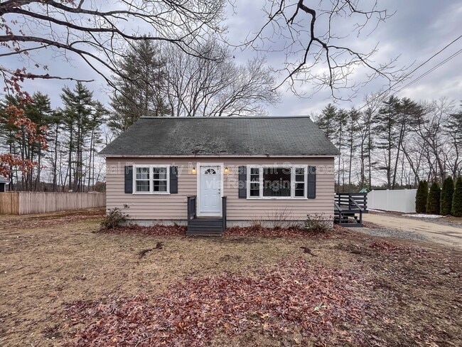 Building Photo - 241 Mallego Rd