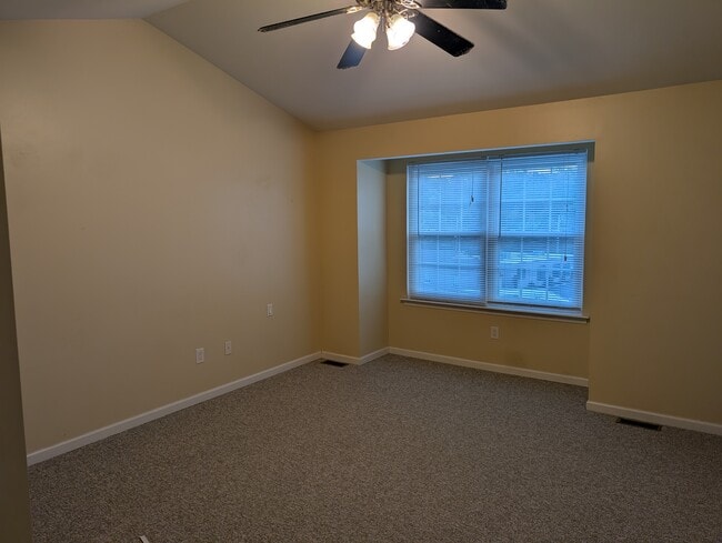 Photo - 437 Paxson Ave