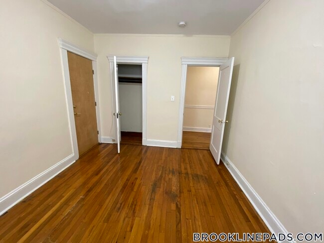 Photo - 360 Riverway Unit 12