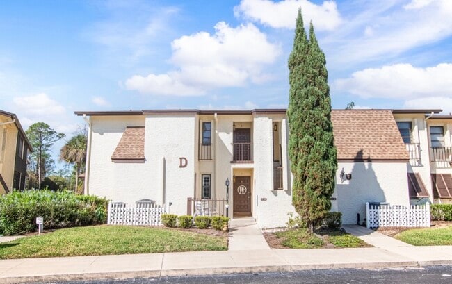 Photo - 600 Domenico Cir Unit D1