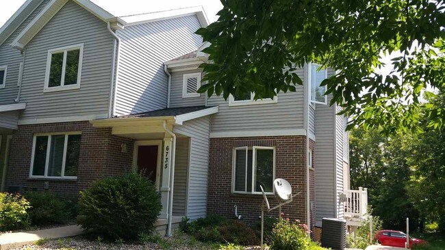 Photo - 6735 Raymond Rd