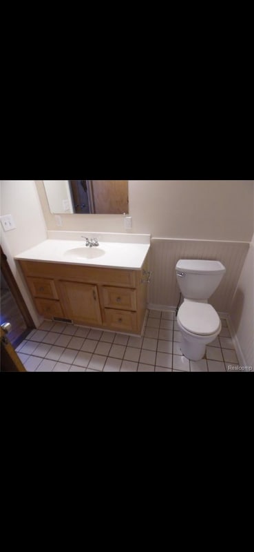 Photo - 9121 Hugh St