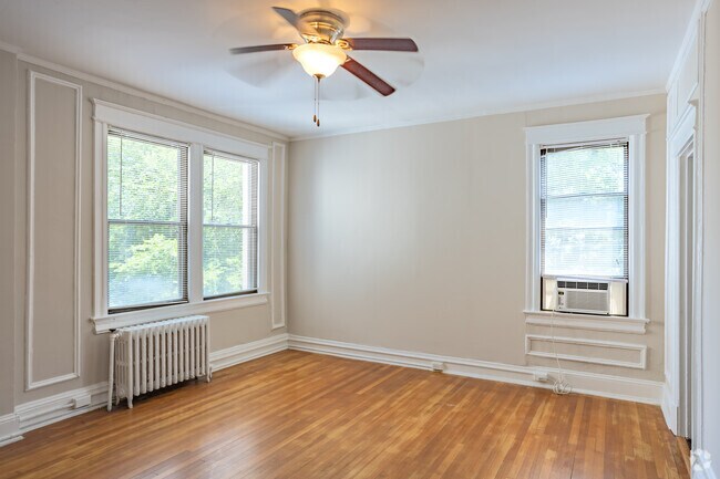 1BR, 1BA - 664SF