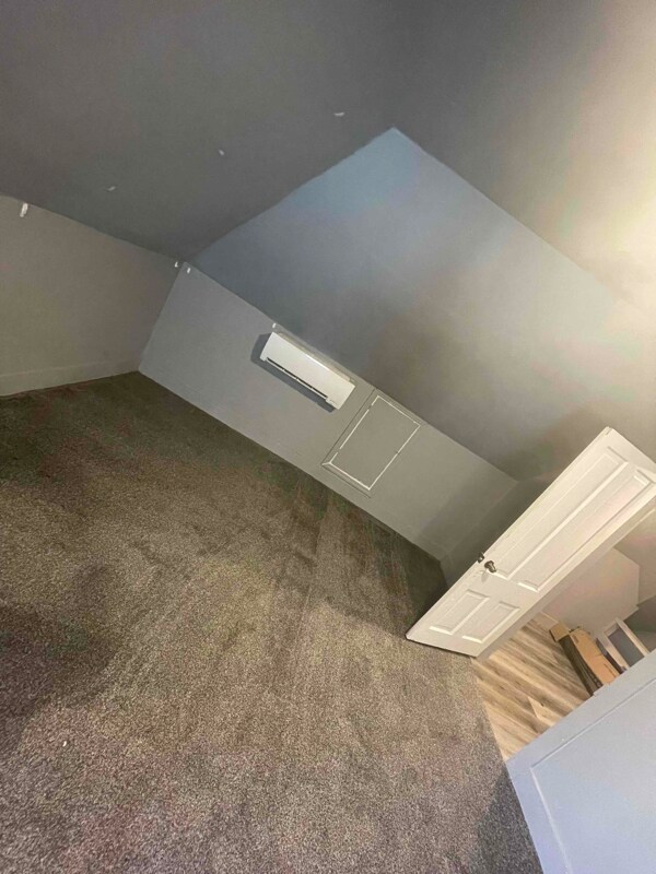 Photo - 406 W Morrison St