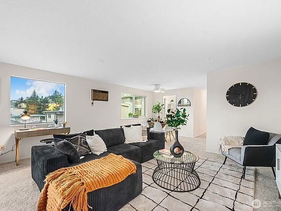 Photo - 610 Aloha St Unit 12