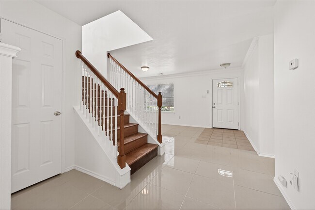 Photo - 3807 Brook Garden Ln