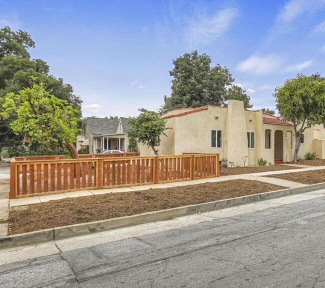 Building Photo - 75 W Tremont St