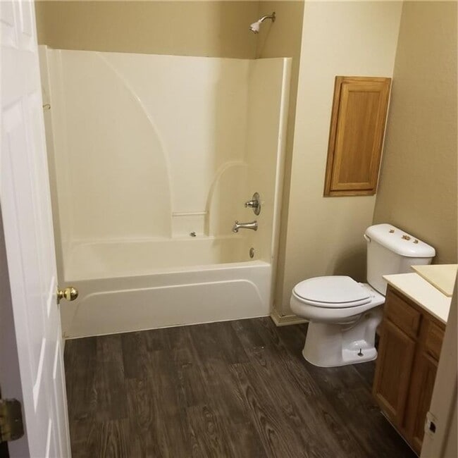 Photo - 1994 Dos Laredos Ave Unidad A