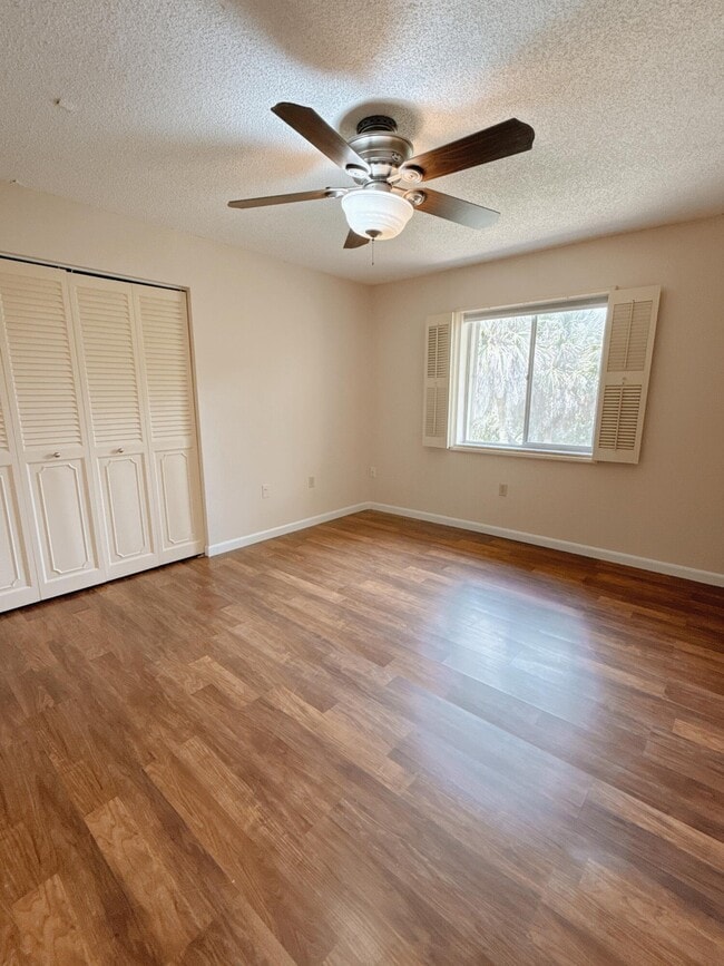Photo - 872 SW 9th St Cir Unit 201