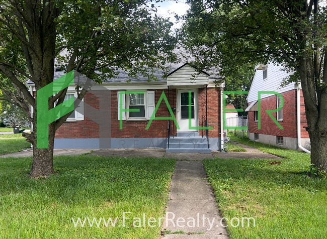 Building Photo - Charming Belmont Cape Cod Available Immedi... Rental