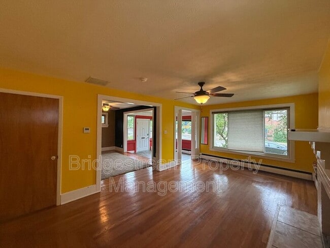 Photo - 56 Telford Ave