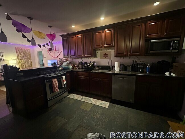 Building Photo - 44 Greycliff Rd Rental