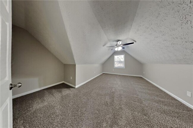 Photo - 1075 Crystal Water Dr SE