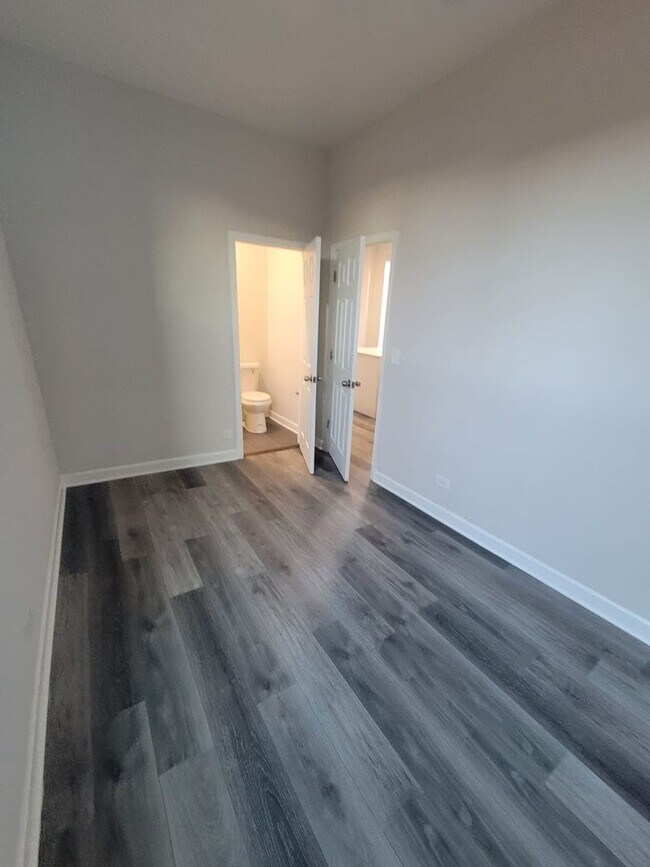 Photo - 2230 S. Kedzie Unidad 3F