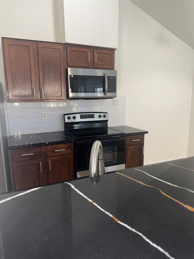 Photo - 11008 Misty Summit Dr