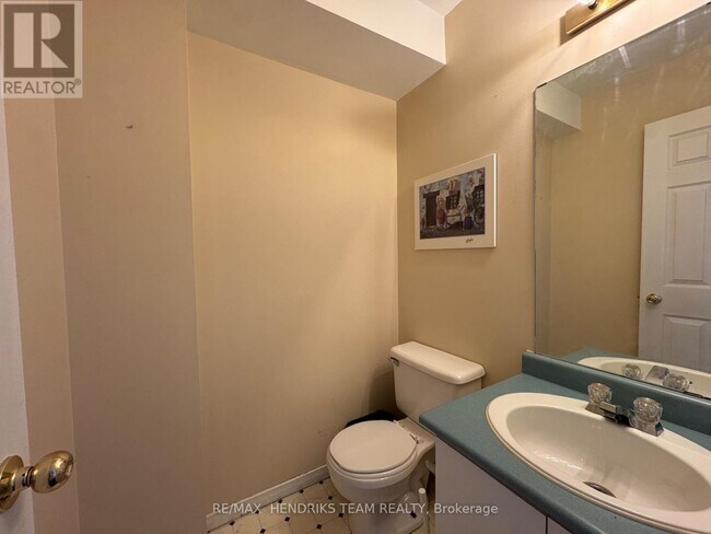 Photo - 308 Oakdale Ave