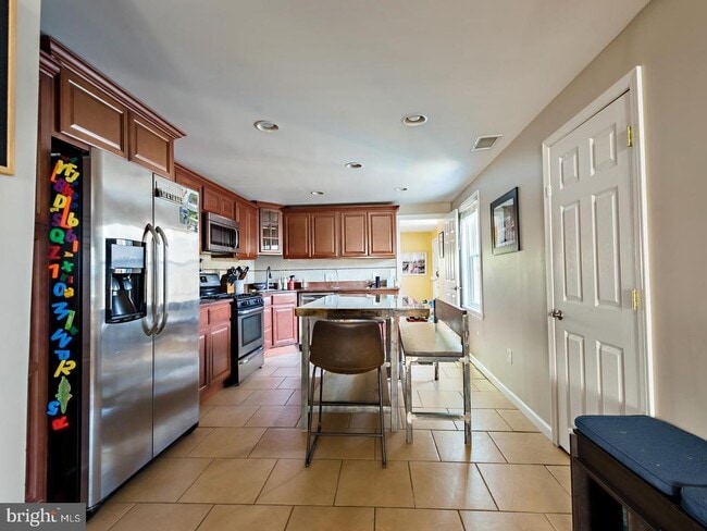 Photo - 1025 E Columbia Ave