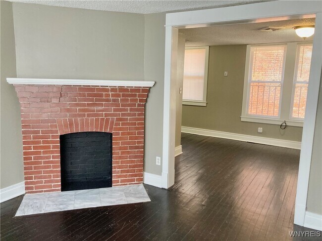Photo - 294 S Elmwood Ave