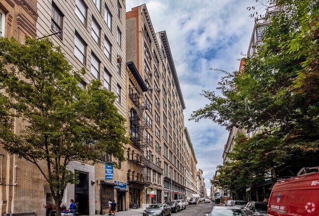 Photo - The Lion's Head Condominium