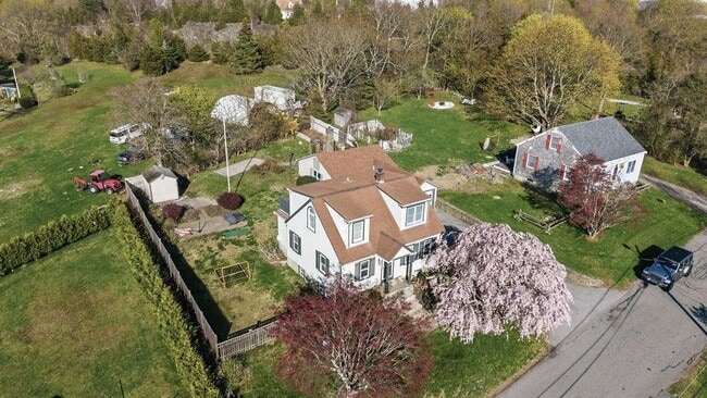 Photo - 18 Sprague Ct