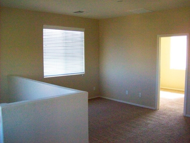 Photo - Spectrum At Val Vista