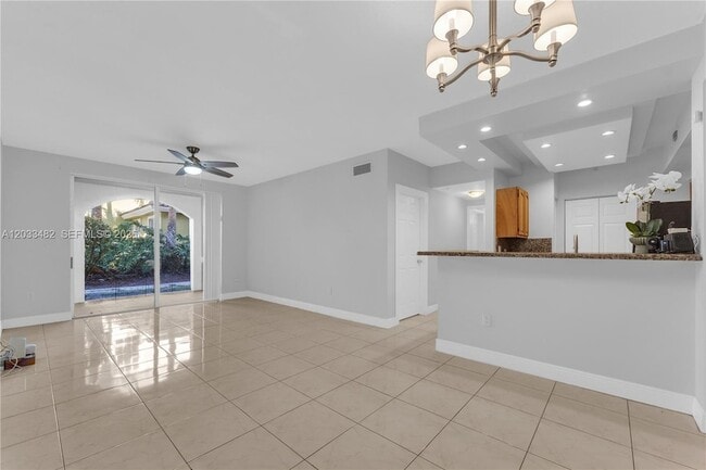 Photo - 2400 E Preserve Way Unidad 101
