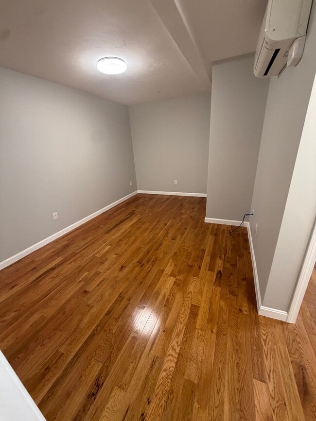 Photo - 401 Park Ave Unidad 1