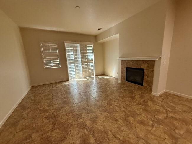 Photo - 1487 Highland Dr