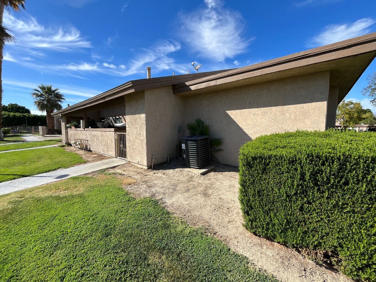 Photo - Long Term - 2 Bed 2 Bath in Indio!