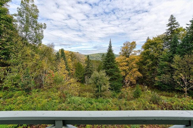 Photo - 765 Côte St Gabriel East