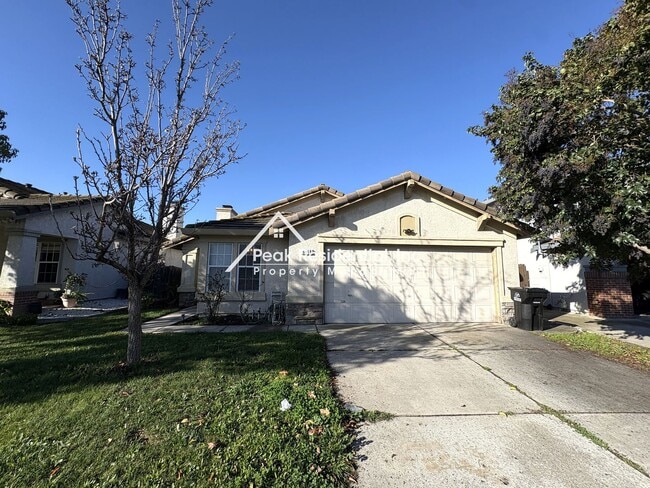 Building Photo - Charming 3bd/2ba Elk Grove Home With 2 Car Garage!