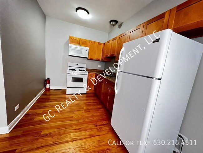 Photo - 1512 W 17th St Unit 1R