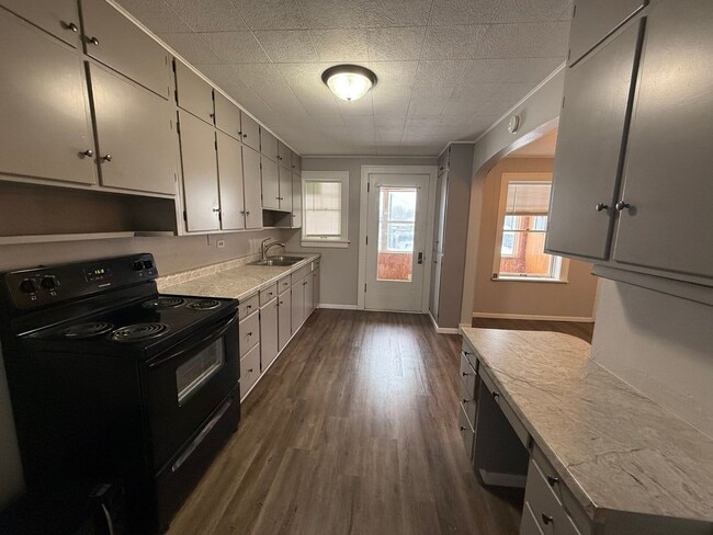 Photo - 119/121 W Kemp Unit 119