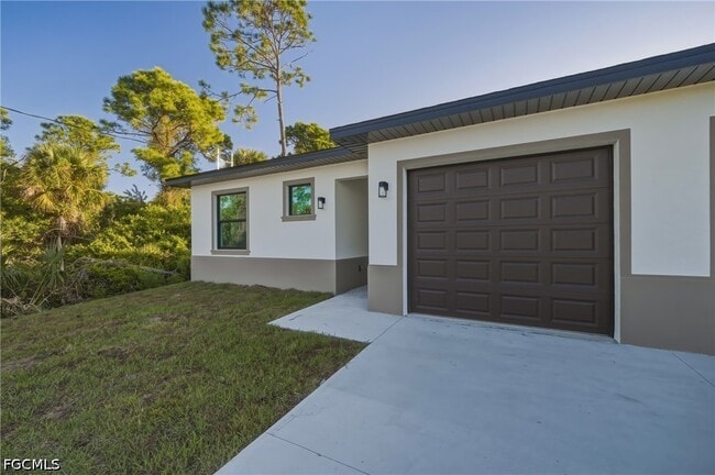 Photo - 5428 Bristo St