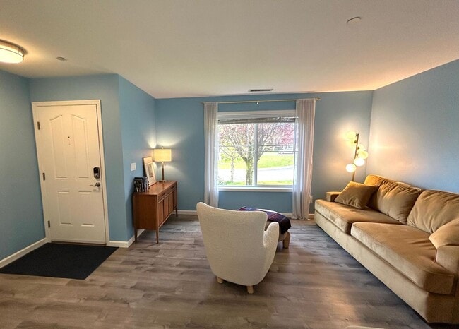 Photo - Updated 2 bedroom + loft, 2.5 bath DuPont Home