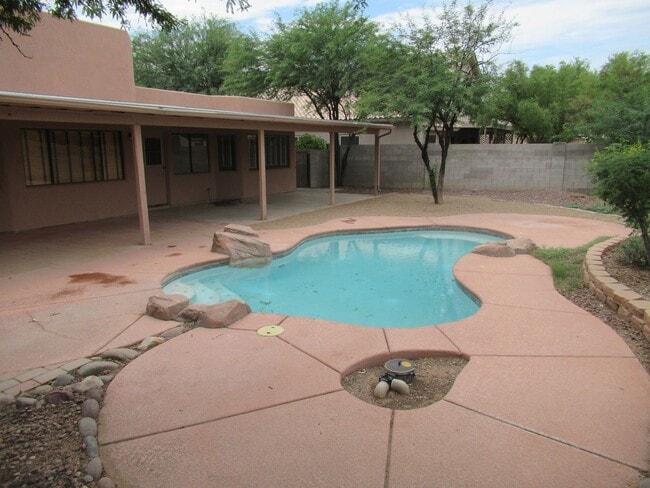 Photo - 3 BEDROOM HOME IN CONTINENTAL RANCH WITH SPARKLING POOL