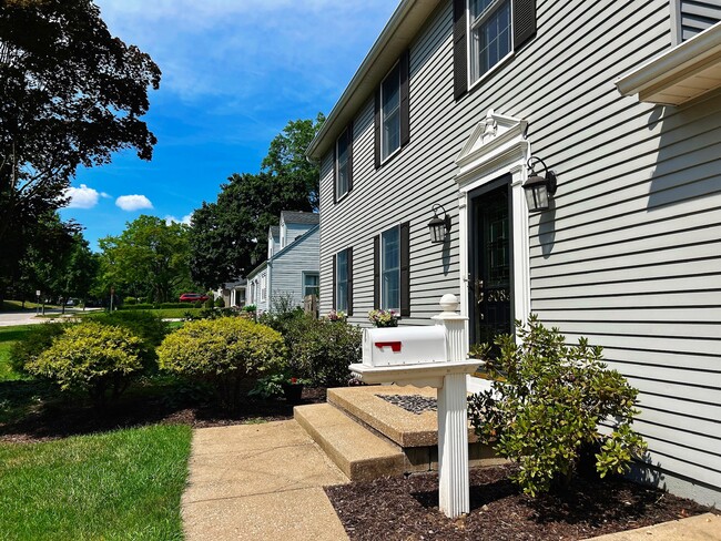 3083 Orchard Rd