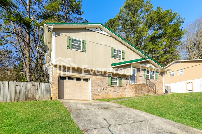 Photo - 4012 St John Ln NW