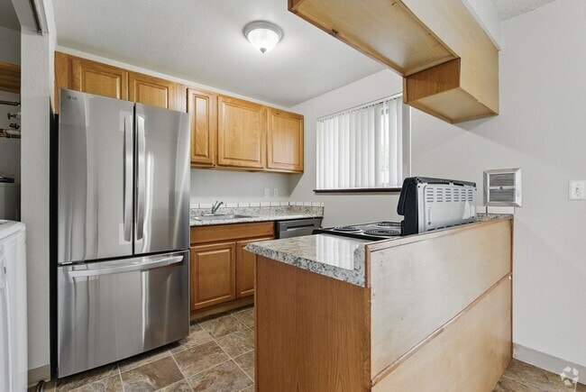 Building Photo - Comfort & Convenience in the Heart of Lents! Unit 8631 Rental