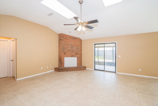 Photo - 8536 Iron Mill Ct