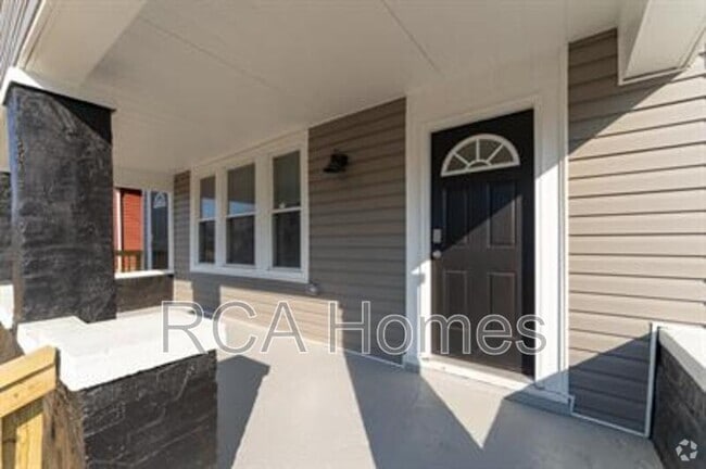Building Photo - 648 W 30th St Rental