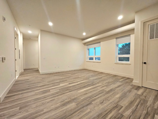 Photo - 55 Washington St Unit 4F