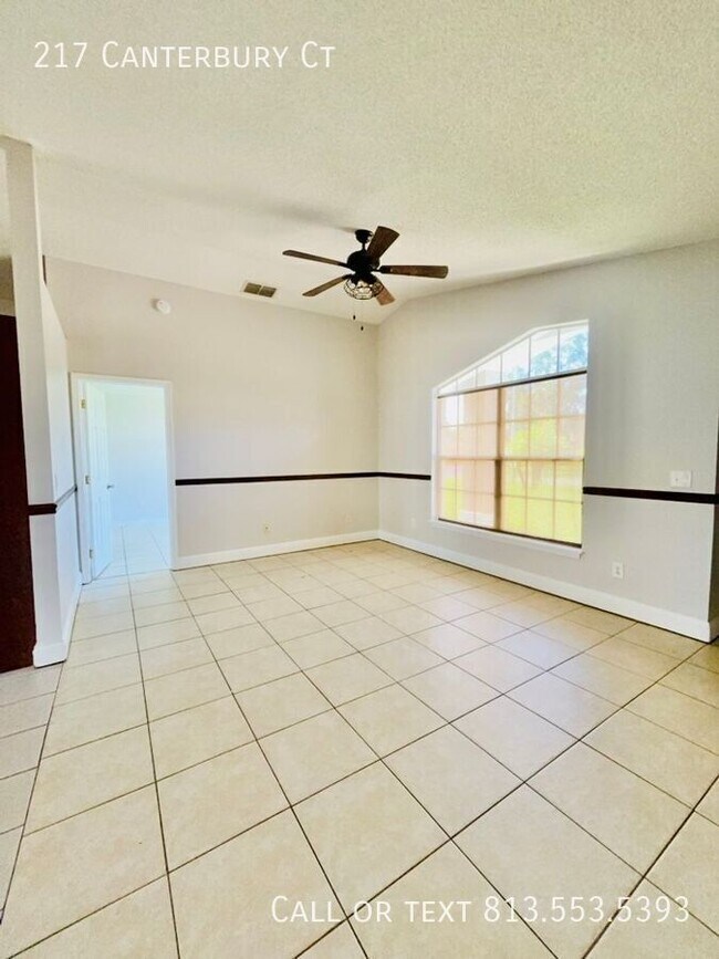 Photo - 217 Canterbury Ct
