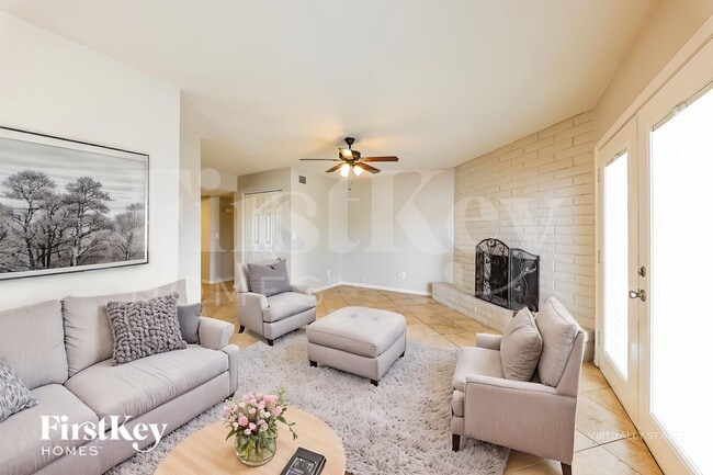 Photo - 4841 W Paradise Ln
