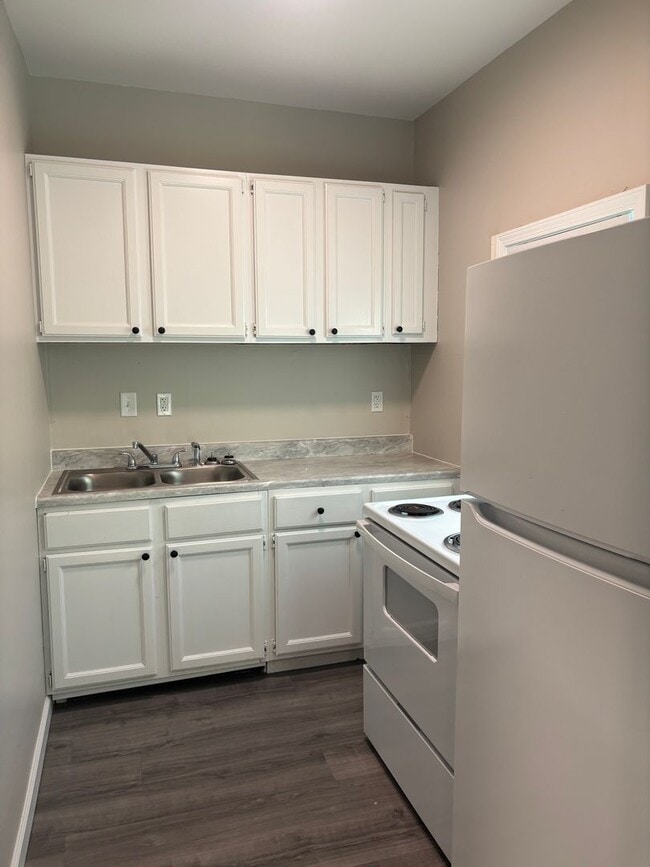 Photo - 1200 N 8th St Unit B