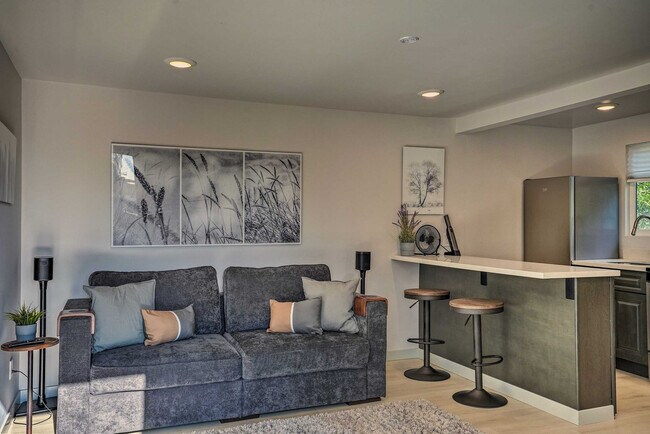 Photo - 2715 MacArthur Blvd Unidad SI ID1545944P