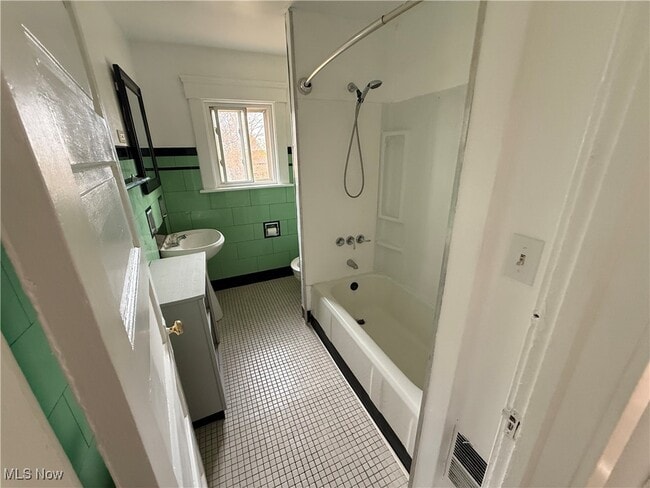 Photo - 699 W Exchange St Unit UP